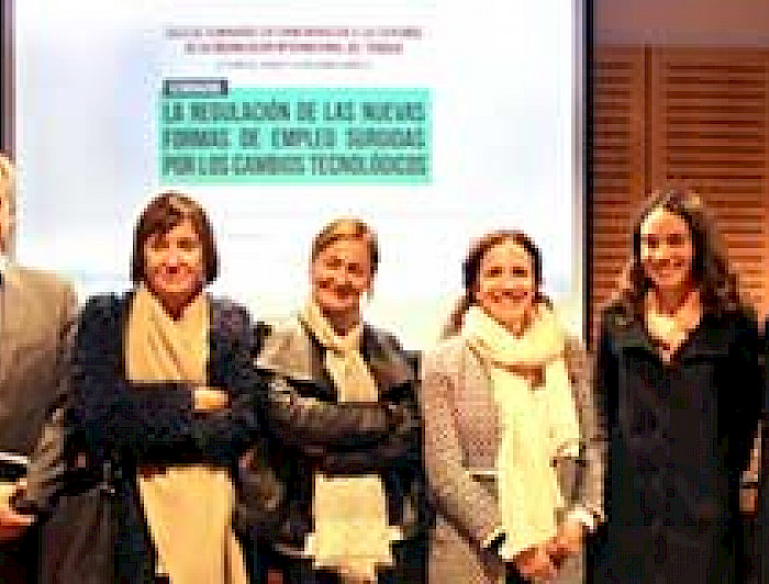 imagen correspondiente a la noticia: "Expertas internacionales analizaron la regulación de nuevas formas de empleo surgidas por los cambios tecnológicos"