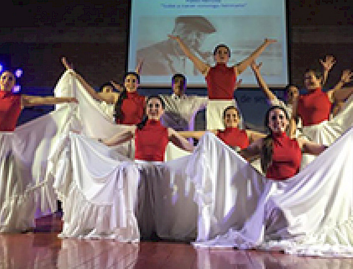 imagen correspondiente a la noticia: "Hasta el 27 de octubre se realiza muestra de folclor en campus San Joaquín"