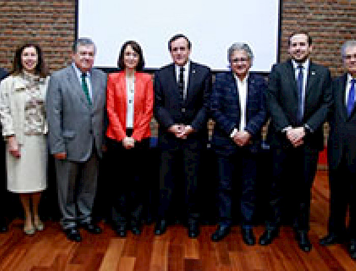 imagen correspondiente a la noticia: "Anuncian creación de CIAPAT, centro que apoyará a adultos mayores y personas con discapacidad"