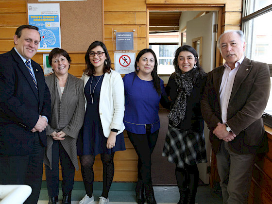 El rector Ignacio Sánchez junto a funcionarios y autoridades del campus Villarrica.