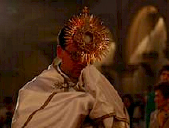 imagen correspondiente a la noticia: "Jóvenes alaban a Dios con música, arte y poesía religiosa"