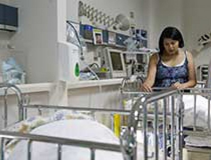 imagen correspondiente a la noticia: "Más de 140 funcionarios han participado en el Programa Familiares Cuidadores UC"