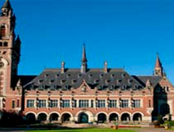 imagen correspondiente a la noticia: "Semana internacional es analizada por académicos UC: alegatos en La Haya y renuncia de PPK"