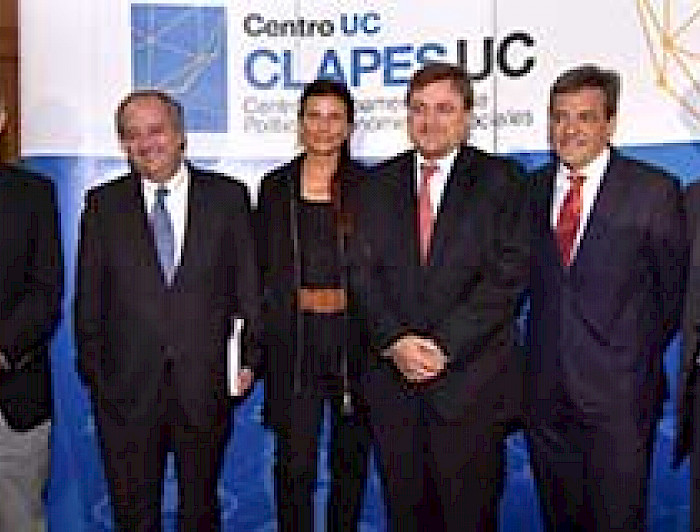 imagen correspondiente a la noticia: "Centro Clapes UC lanza libro sobre la problemática de las pensiones"