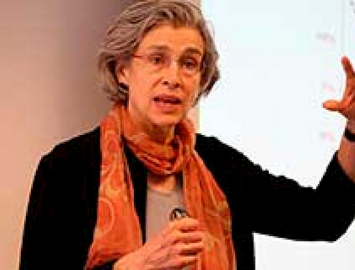 imagen correspondiente a la noticia: "Reconocida cientista política abordó motivos de la violencia sexual en tiempos de guerra"