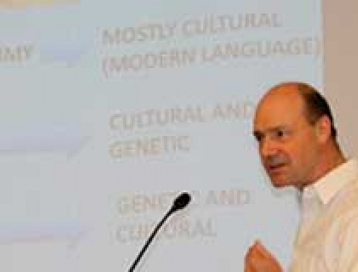 imagen correspondiente a la noticia: "Libro del doctor Francisco Aboitiz busca responder el origen del lenguaje en el ser humano"