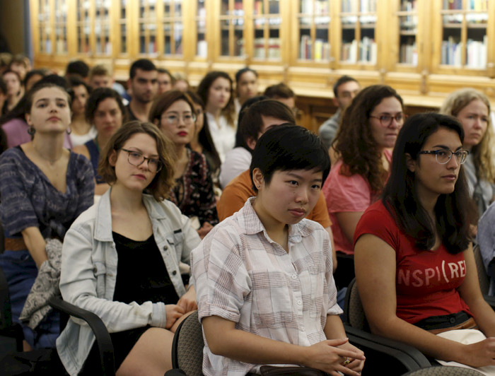 imagen correspondiente a la noticia: "Cerca de 400 alumnos extranjeros aterrizaron en la UC para realizar su intercambio académico"