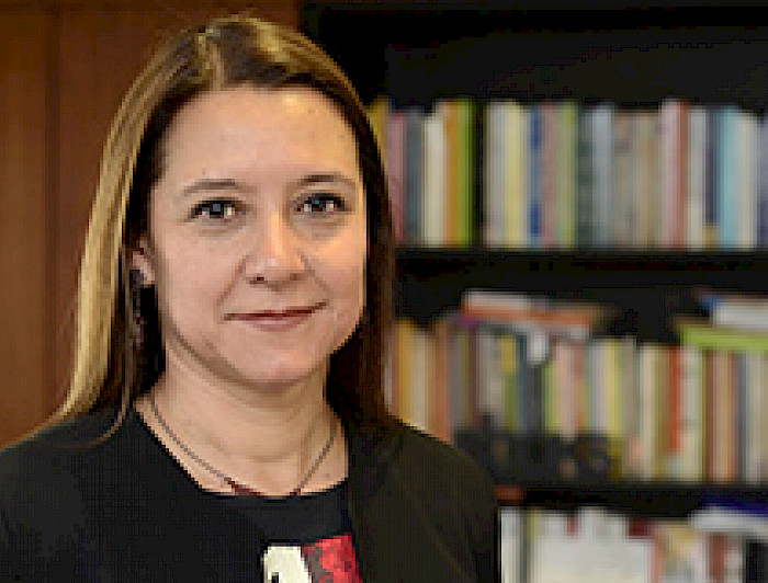 imagen correspondiente a la noticia: "Lorena Medina es reelegida como decana de la Facultad de Educación UC"