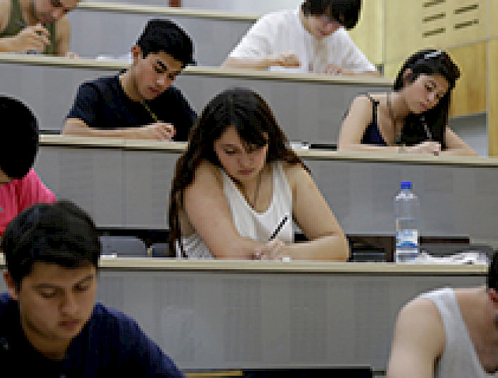 imagen correspondiente a la noticia: "Novatos fueron evaluados para mejorar su rendimiento en matemática"