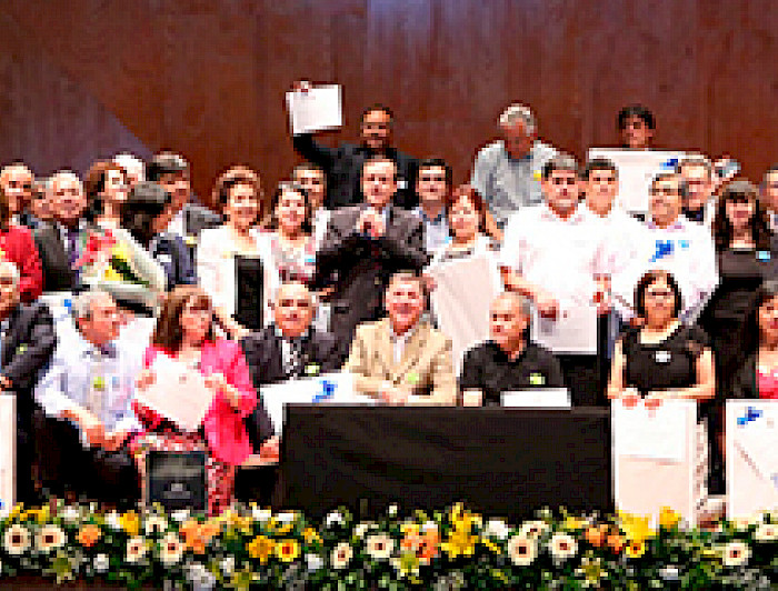 imagen correspondiente a la noticia: "Más de cien integrantes de la UC fueron reconocidos en el Día del Personal"