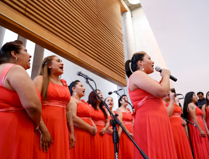 Participación del coro femenino de las internas del Centro Penitenciario San Joaquín.