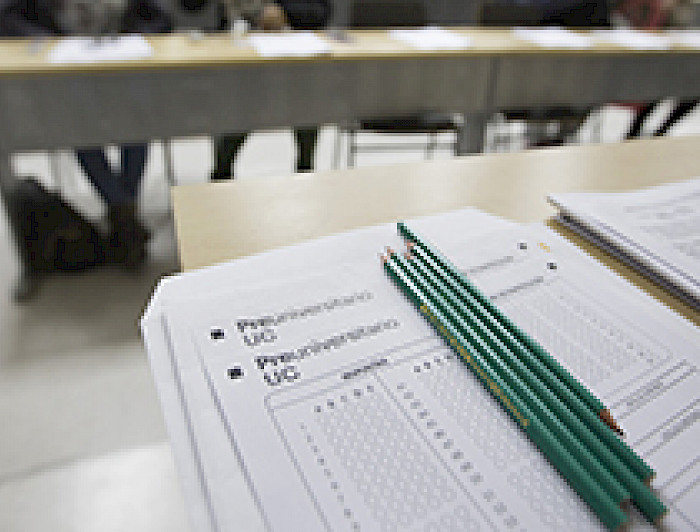 imagen correspondiente a la noticia: "Este lunes y martes 295 mil estudiantes rinden la PSU en todo Chile"