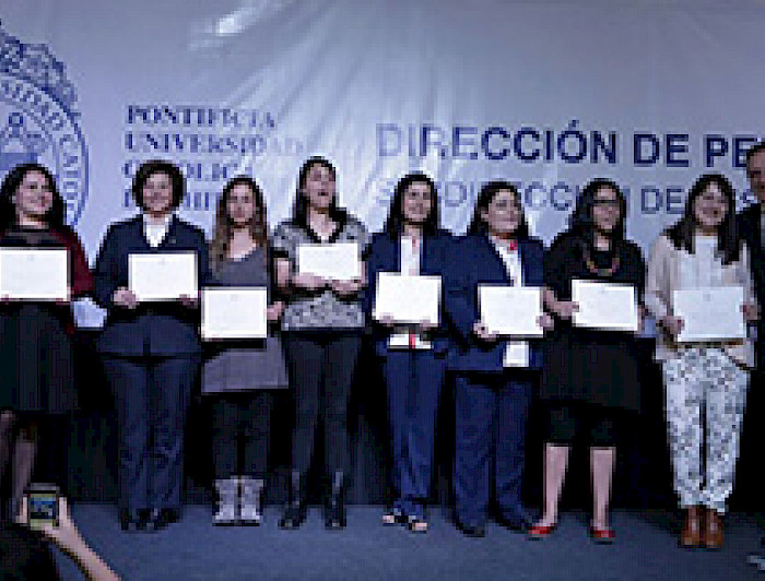 imagen correspondiente a la noticia: "UC premia a 140 funcionarios por destacado desempeño laboral"