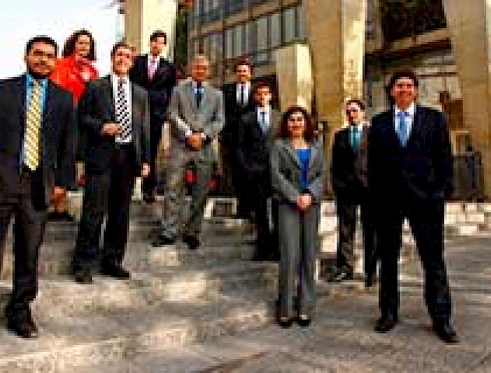 imagen correspondiente a la noticia: "Clapes UC destaca en ranking Qué Pasa - Cadem como el tercer centro de estudios más influyente de Chile"