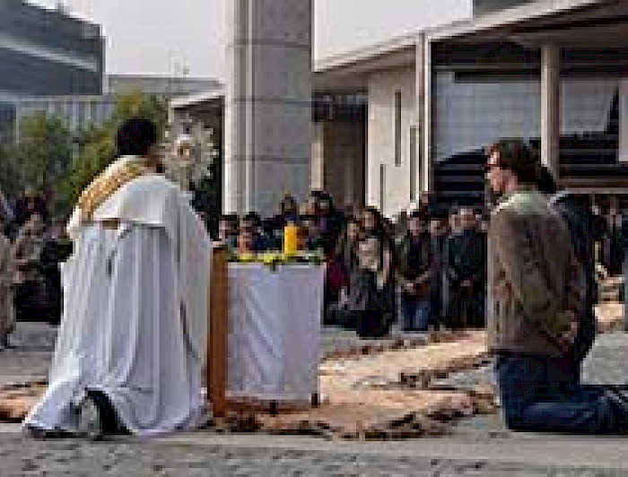 imagen correspondiente a la noticia: "Comunidad UC celebró Corpus Christi"