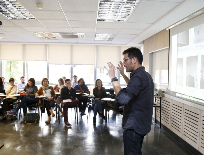 imagen correspondiente a la noticia: "Profesores de todo el país se reunieron para explorar posibilidades de rescate histórico en sus colegios"
