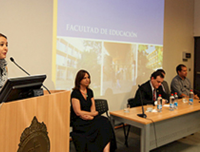 imagen correspondiente a la noticia: "CNA acredita por 4 años a Doctorado en Educación"