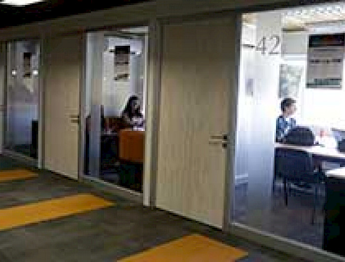 imagen correspondiente a la noticia: "Las nuevas instalaciones con que la Biblioteca San Joaquín recibió a la comunidad UC"
