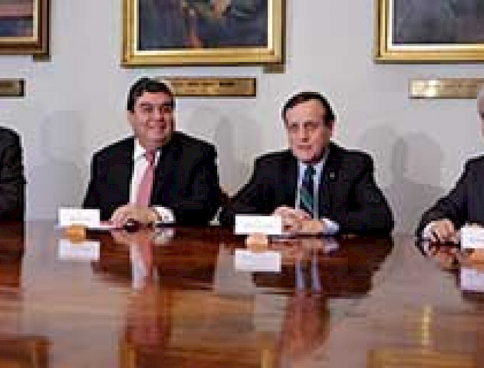 imagen correspondiente a la noticia: "Alianza estratégica de la UC, CPC, Duoc UC e Inacap generará propuestas de política pública para la educación técnica"