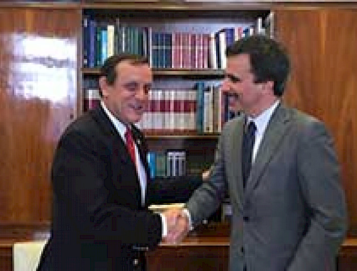 imagen correspondiente a la noticia: "En Roma, Ignacio Sánchez se reúne con rectores de la Pontificia Universidad Lateranense y de la Universidad LUMSA"