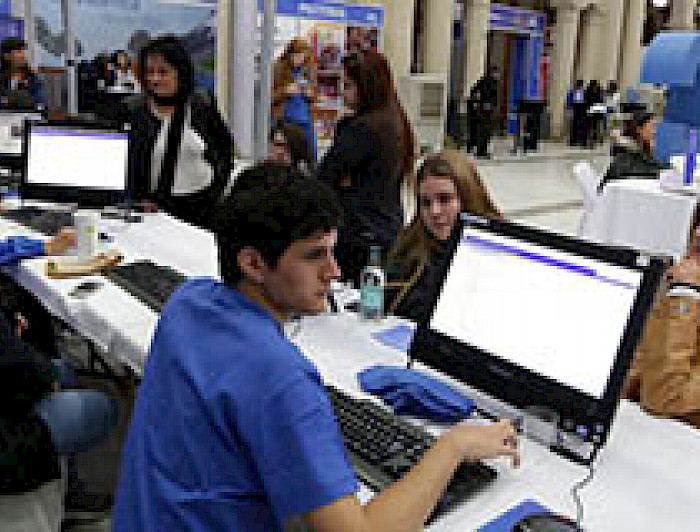 imagen correspondiente a la noticia: "Semana del Postulante: más de cuatro mil estudiantes conocieron sobre las carreras y beneficios de l"