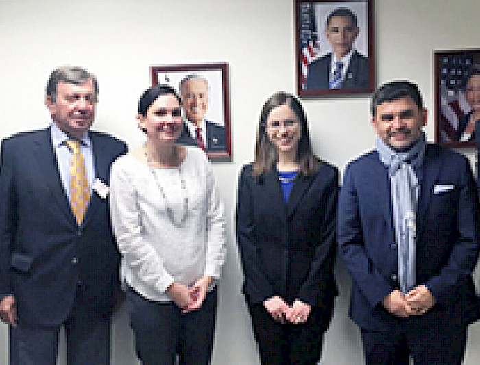 imagen correspondiente a la noticia: "Investigación de académicos UC sobre el lobby fue presentada en la conferencia mundial de gobierno en París"