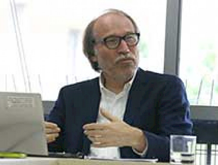 imagen correspondiente a la noticia: "Politólogo alemán experto en Latinoamérica contrastó el rol de la OEA y UNASUR"