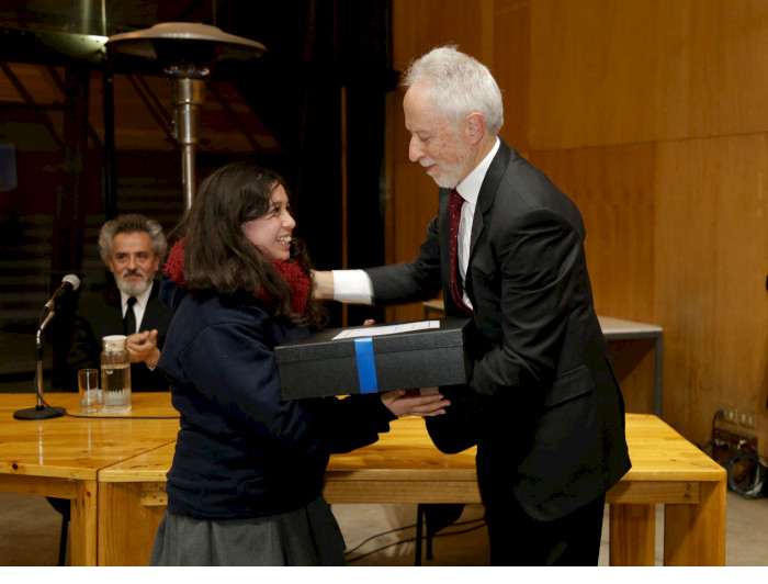 imagen correspondiente a la noticia: "Nobel en literatura premia a escolares en La Ciudad y las Palabras"