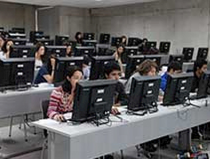 imagen correspondiente a la noticia: "Rector arremete contra la reforma a la educación superior"