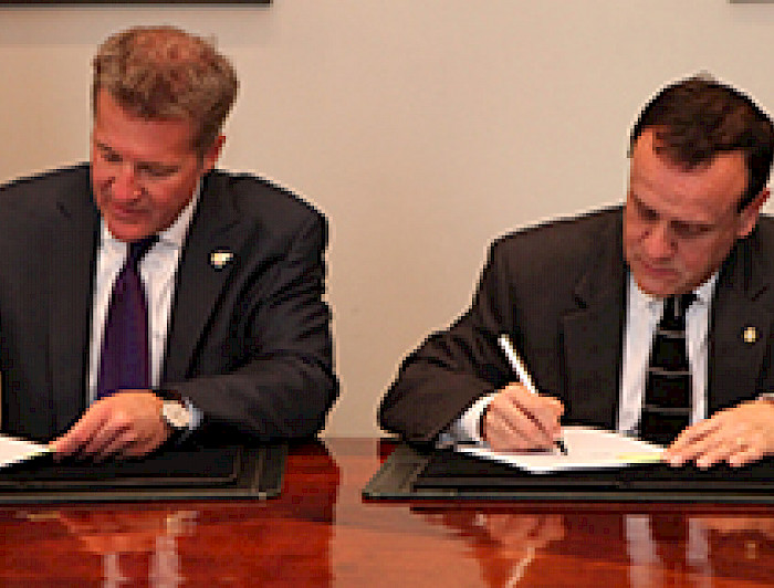 imagen correspondiente a la noticia: "UC y CHRISTUS Health firman convenio definitivo de asociación"