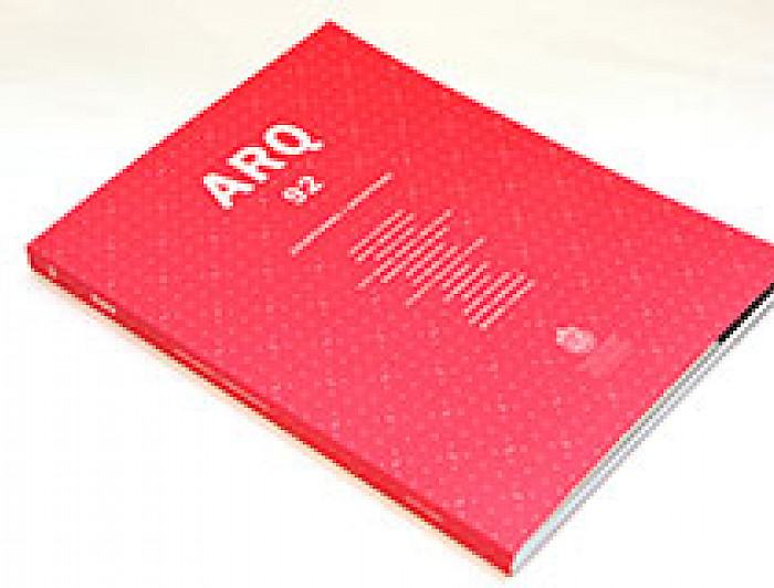 imagen correspondiente a la noticia: "Revista ARQ lanza N° 92 con nuevo formato"