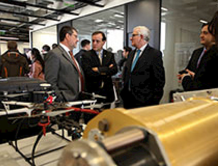 imagen correspondiente a la noticia: "Centro de Astro-Ingeniería inaugura nuevas dependencias"