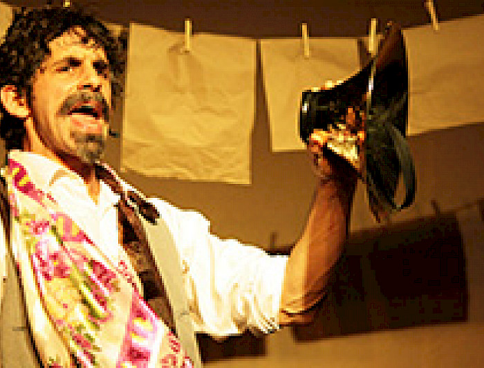 imagen correspondiente a la noticia: "Tryo Teatro Banda presenta ¡Parlamento! en el Teatro UC"