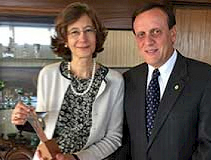 imagen correspondiente a la noticia: "En Portugal, el rector visita dos universidades y expone sobre nuestro sistema de Educación Superior"