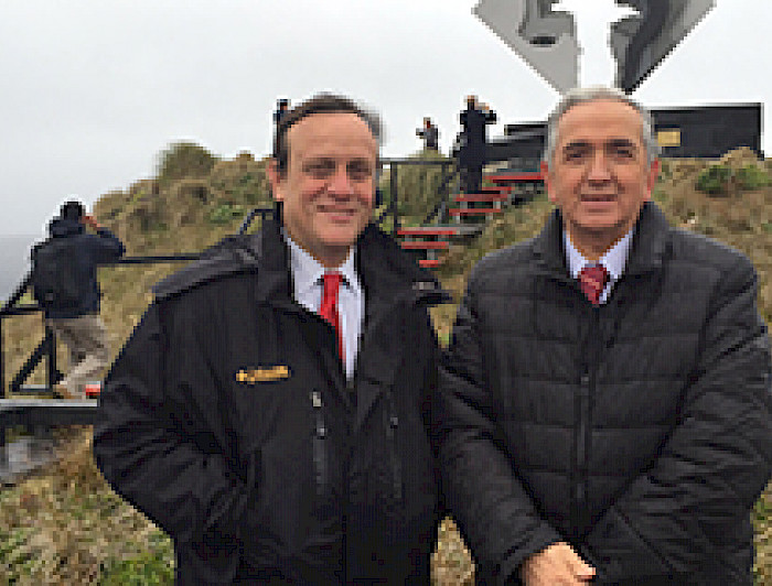 imagen correspondiente a la noticia: "Rector Ignacio Sánchez participó en conmemoración de los 400 años del descubrimiento de Cabo de Hornos"