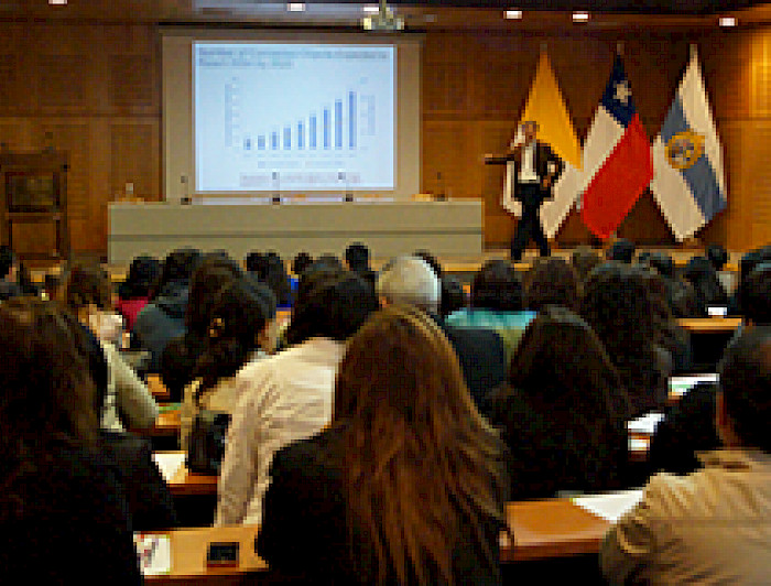 imagen correspondiente a la noticia: "Seminario analiza realidad de escuelas para alumnos que desertaron del sistema escolar."