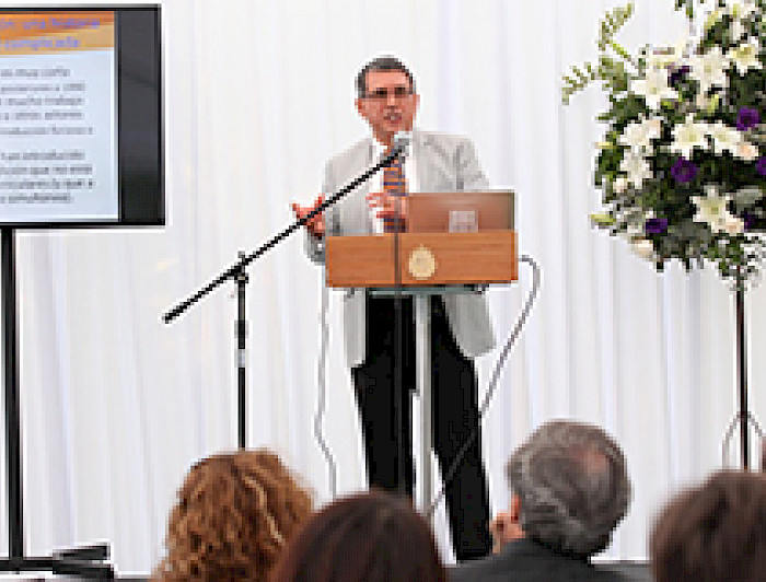 imagen correspondiente a la noticia: "MIDE UC celebró su décimo aniversario con charla magistral de Gilbert Valverde"