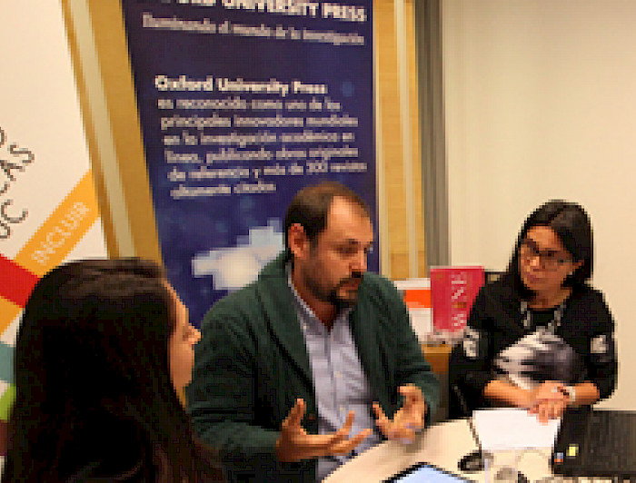 imagen correspondiente a la noticia: "Profesor Juan Pablo Luna realiza la primera conversación virtual para Latinoamérica desde la universidad"