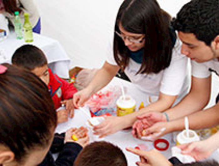 imagen correspondiente a la noticia: "Festival de Química llega a escolares con innovadores juegos y experimentos"
