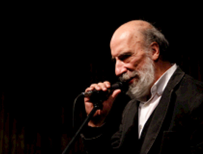 imagen correspondiente a la noticia: "Comienza la tercera versión del congreso "Chile Mira a sus Poetas""