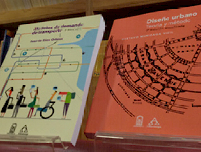 imagen correspondiente a la noticia: "Colombiana Alfaomega coedita dos nuevos libros de Ediciones UC"