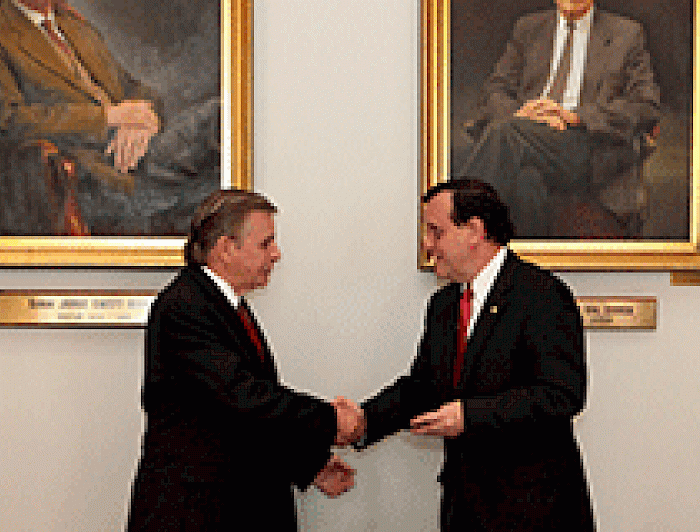 imagen correspondiente a la noticia: "Facultad de Ciencias Biológicas celebra 45 años con la presentación de experto en Biología del desarrollo"