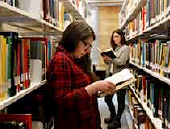 imagen correspondiente a la noticia: "El Mercurio publicó entrevista al rector sobre gratuidad"