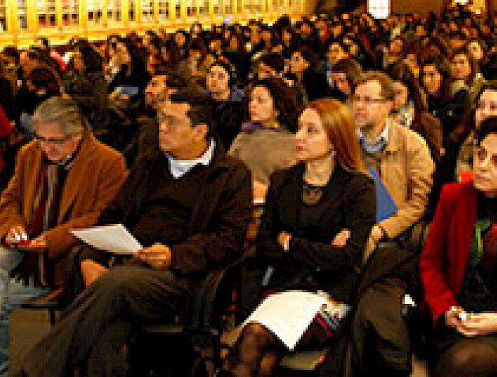 imagen correspondiente a la noticia: "Más de 350 profesores asisten a seminario UC sobre selección de textos y comprensión lectora escolar"
