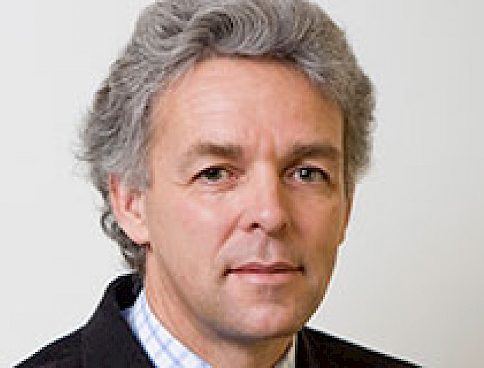 imagen correspondiente a la noticia: "Académico Ricardo Rainieri asume presidencia de la Asoc. Internacional para la Economía Energét"