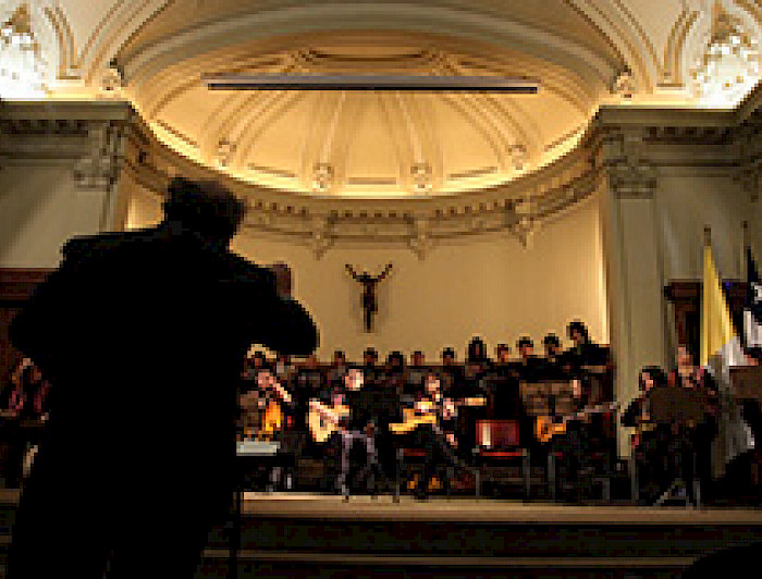 imagen correspondiente a la noticia: "Comenzó Artifica la UC, el festival de las artes que se tomará los campus"