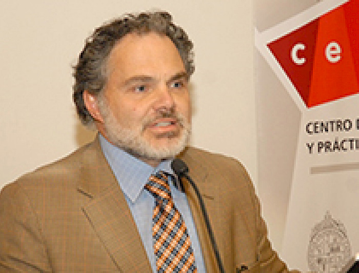 imagen correspondiente a la noticia: "Académico de la UC es designado  miembro del Consejo Consultivo para la Reforma en Educación Superior"