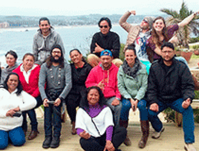 imagen correspondiente a la noticia: "Centro de Conservación Marina UC colabora con Rapa Nui para fomentar la educación marina en la isla"