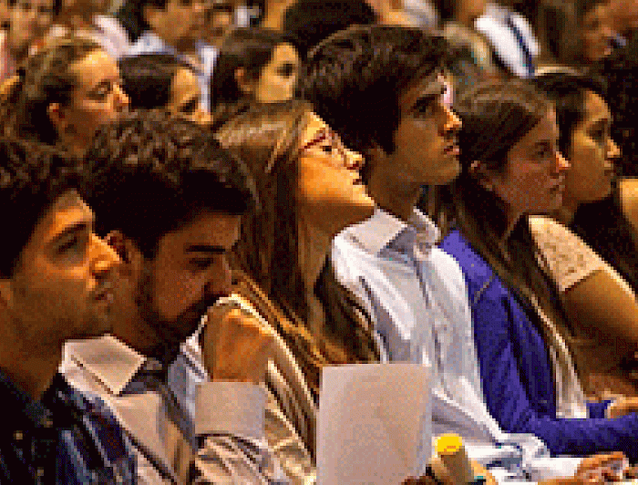 imagen correspondiente a la noticia: "Cerca de 700 alumnos han partido este año a estudiar fuera de Chile"