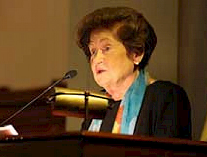 imagen correspondiente a la noticia: "UC confiere Grado de Doctor Scientiae et Honoris Causa a la profesora Érika Himmel"